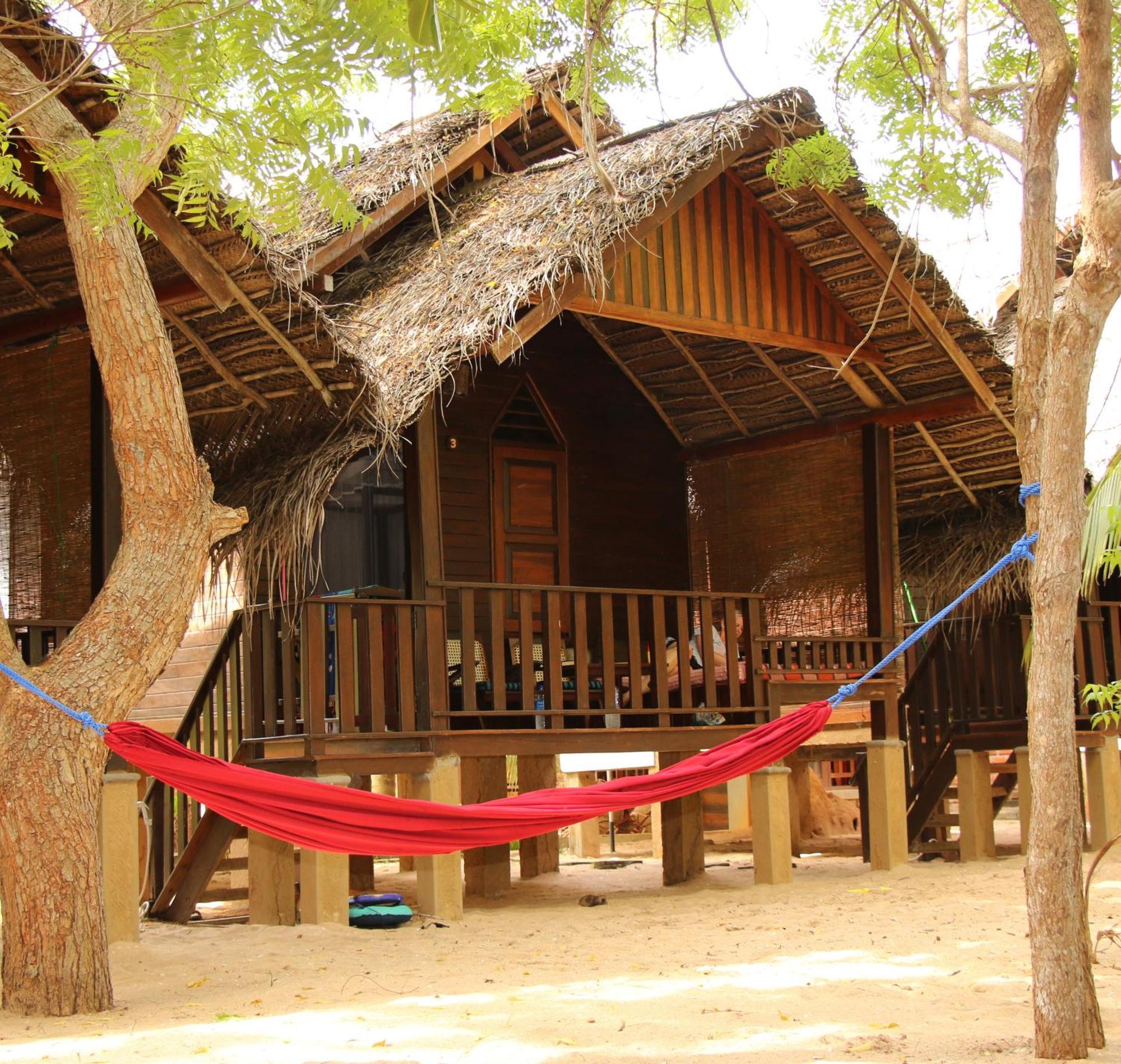 Shiva'S Beach Cabanas Tangalle Esterno foto