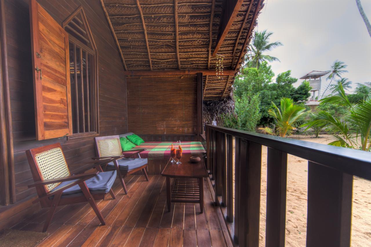 Shiva'S Beach Cabanas Tangalle Esterno foto