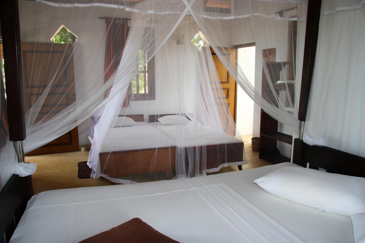 Shiva'S Beach Cabanas Tangalle Esterno foto